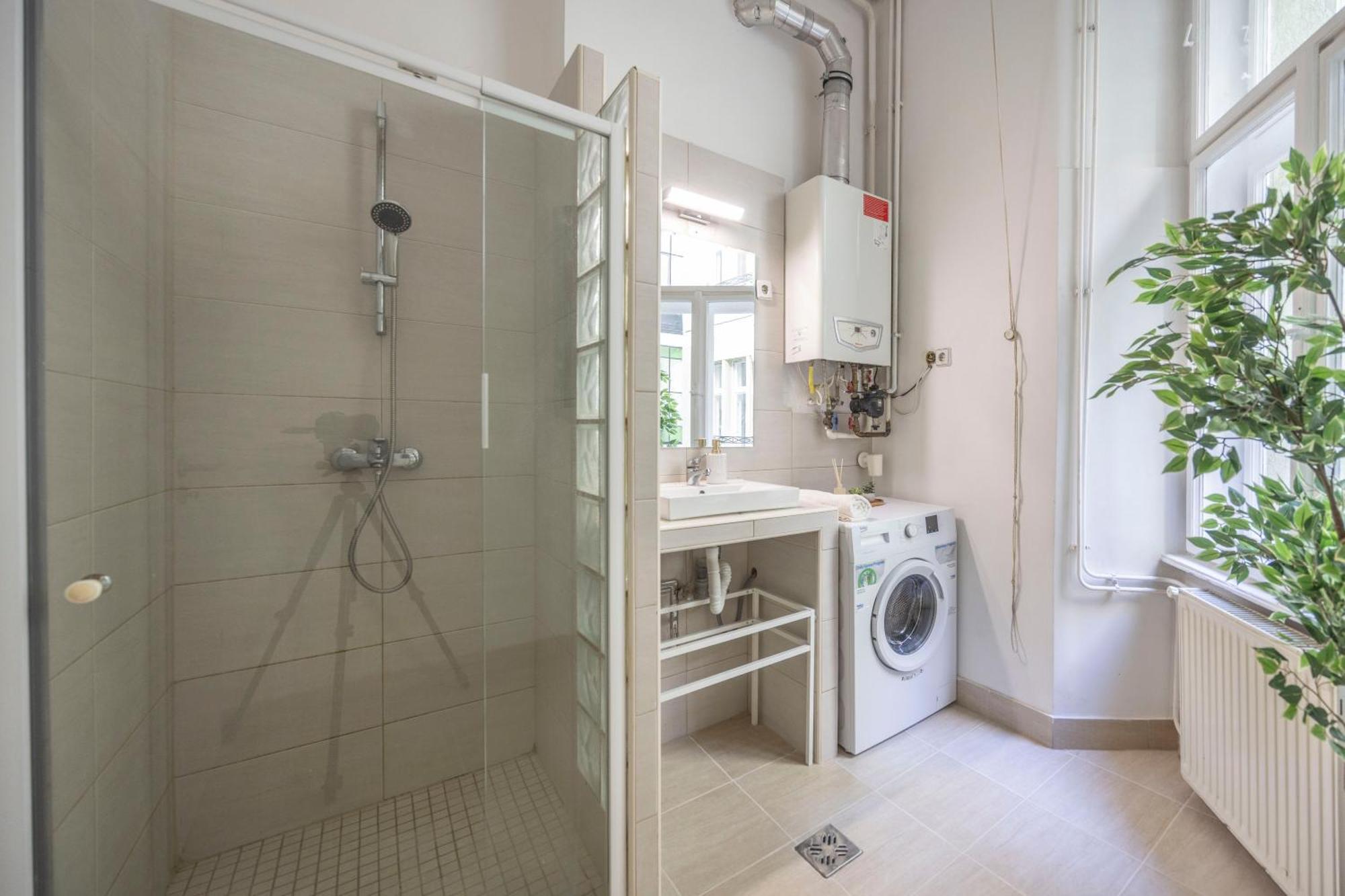 Prime Location & Cozy Central 3Bedrm Apartment Budapest Kültér fotó